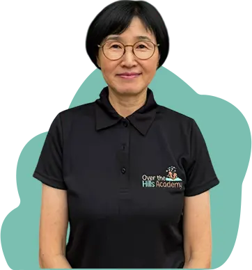 Veronica- Diploma Kangaroo’s Room Educator at over the Hills